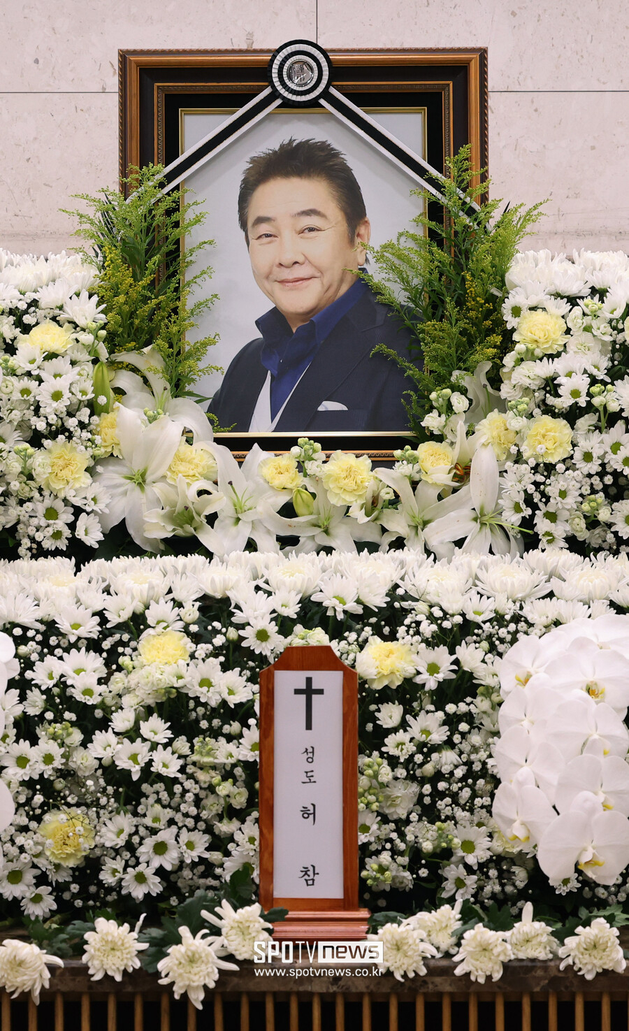 故허참, 오늘 발인…"몇 대 몇" 입담 남기고 영면에 든 '국민 MC'