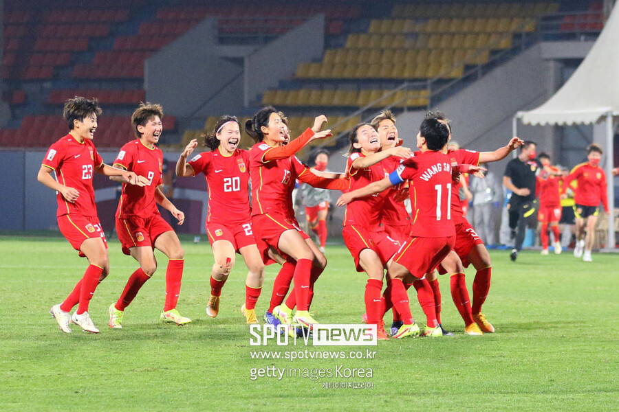 ▲ 중국 여자축구대표팀의 활약이 팬들에게 위안이 되고 있다.