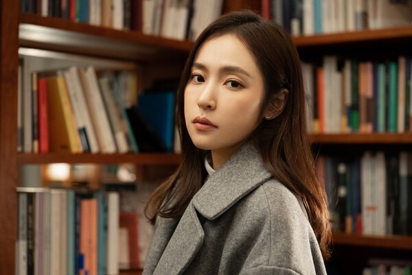 ▲ 데뷔 10주년을 맞아 활발하게 활동하는 홍자. 제공|미스틱 스토리