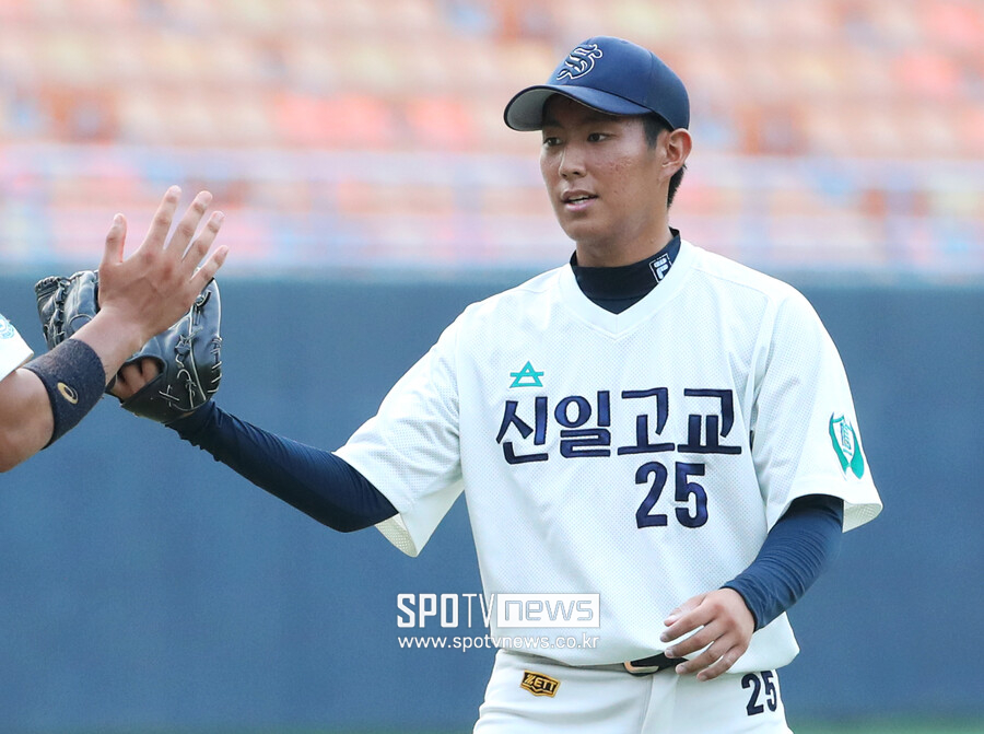 ▲ 신일고 3학년 시절 좌완투수로 활약한 박건우 ⓒ곽혜미 기자