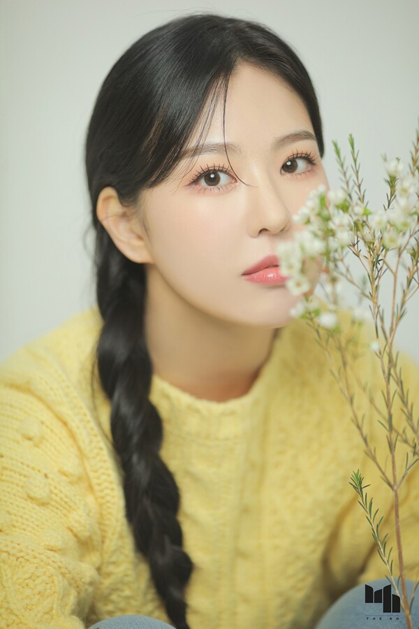 ▲ 소나무에서 '하이디'라는 예명으로 활동하던 김도희가 케이에이치컴퍼니에 새 둥지를 틀었다. 제공|케이에이치컴퍼니