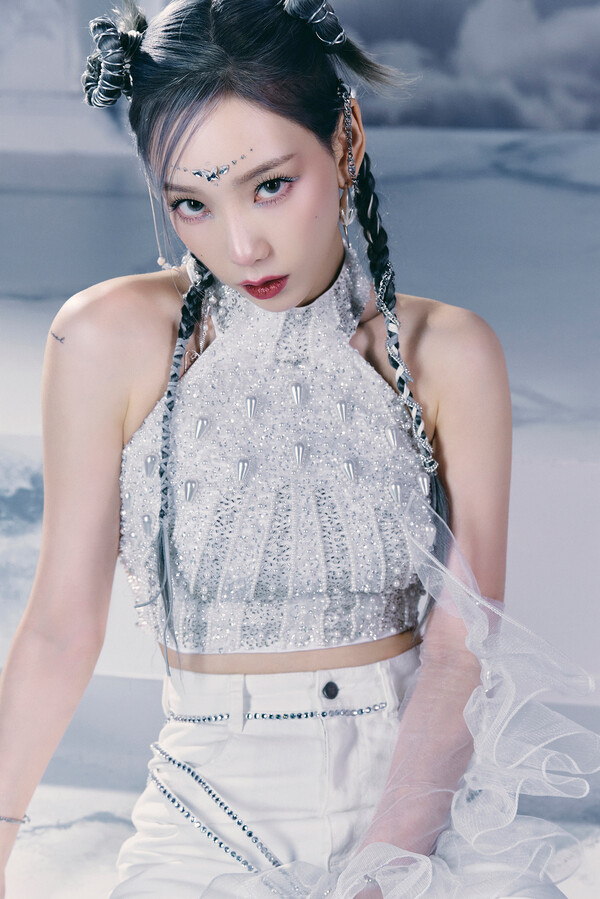 ▲ 14일 새 앨범 'INVU'를 발표하는 태연. 제공|SM엔터테인먼트
