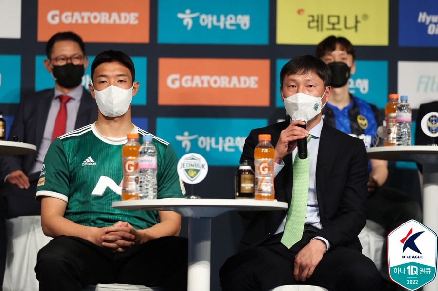 ▲ 미디어데이에서 현란한 입담을 뽐낸 홍정호-김상식 감독. ⓒ한국프로축구연맹