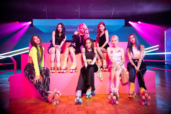 ▲ 남미를 강타하고 있는 모모랜드. 제공|MLD엔터테인먼트