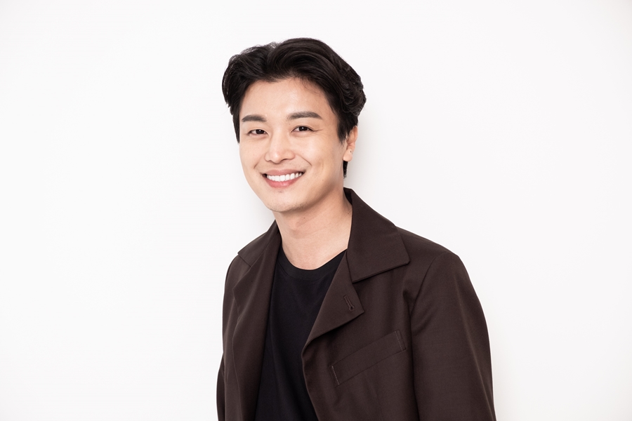 연우진 "손예진 결혼 축하…나도 함께할 누군가 위해 복무하고파"[인터뷰②]