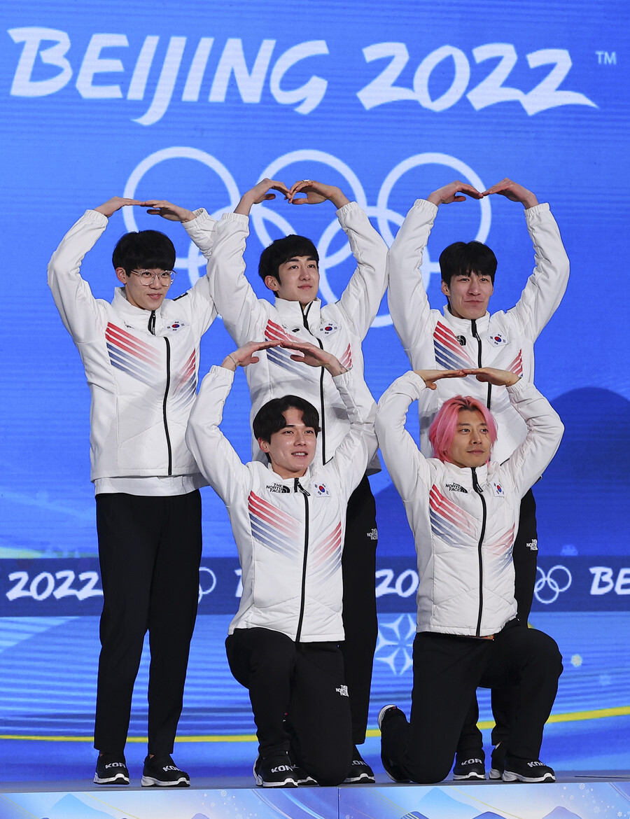 ▲  한국 쇼트트랙은 경쟁국의 강력한 견제에서도 금메달 2개, 은메달 3개를 수확했다. 최민정, 황대헌이 보인 활약을 했다. ⓒ연합뉴스
