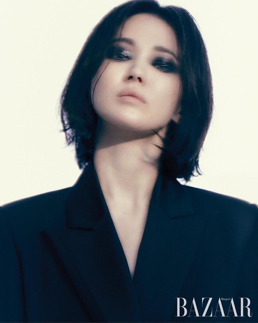 ▲ 출처|송혜교 인스타그램, 하퍼스 바자