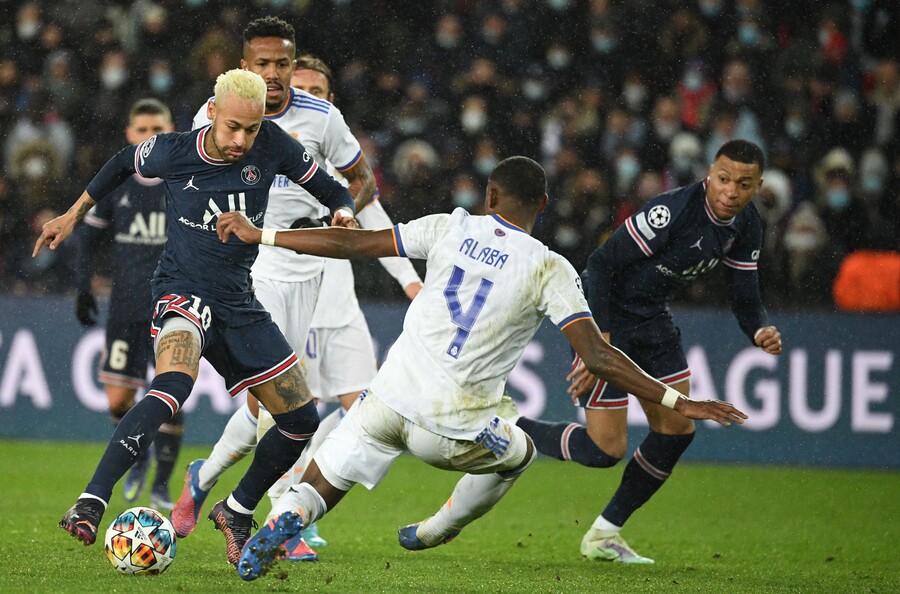 ▲ PSG 원정길에서 0-1로 패한 레알 마드리드. ⓒ연합뉴스/AFP