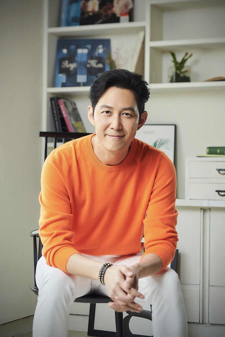 이정재, 브래드 피트‧톰 행크스와 한솥밥…美에이전시 CAA와 계약[공식]