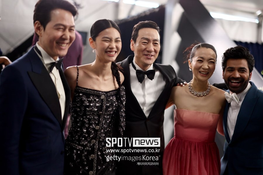 '오징어게임' 이정재·정호연, 美배우조합상 남·여 연기상 쾌거 "너무 감사"