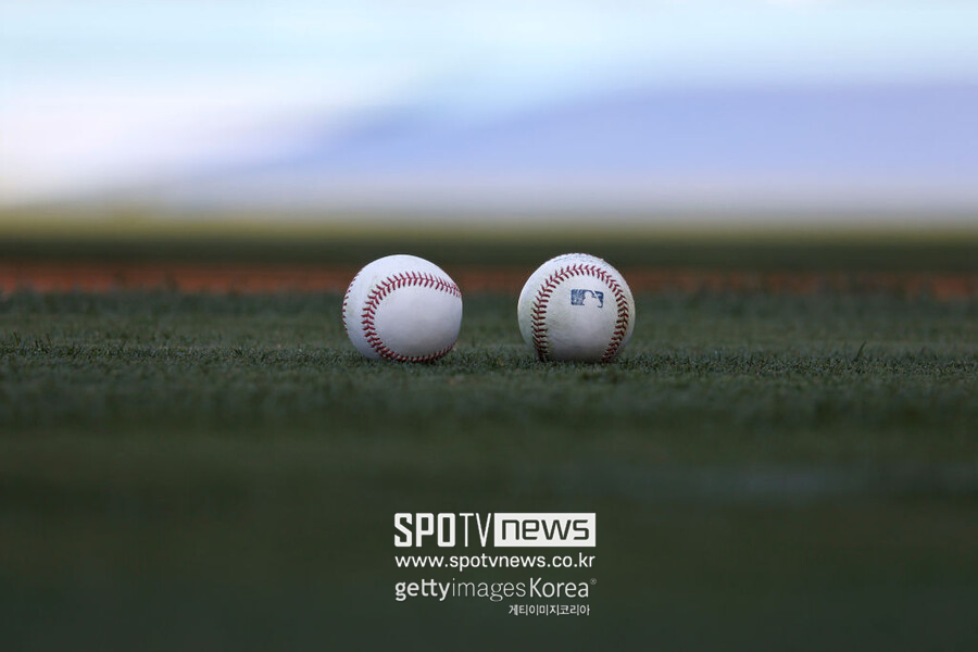 ▲ 메이저리그 사무국 댄 헤일럼 부커미셔너와 선수노조 협상 담당 브루스 메이어 변호사가 비공개 일대일 협상에 나선다.