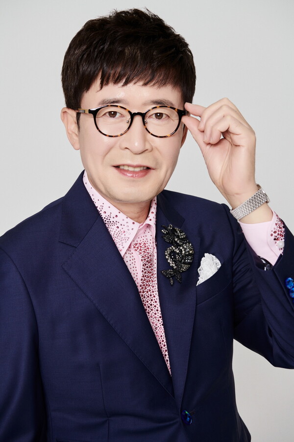 가수 겸 배우 이부영, 신곡 '당신만 몰라' 발표…중장년층 '썸' 담았다