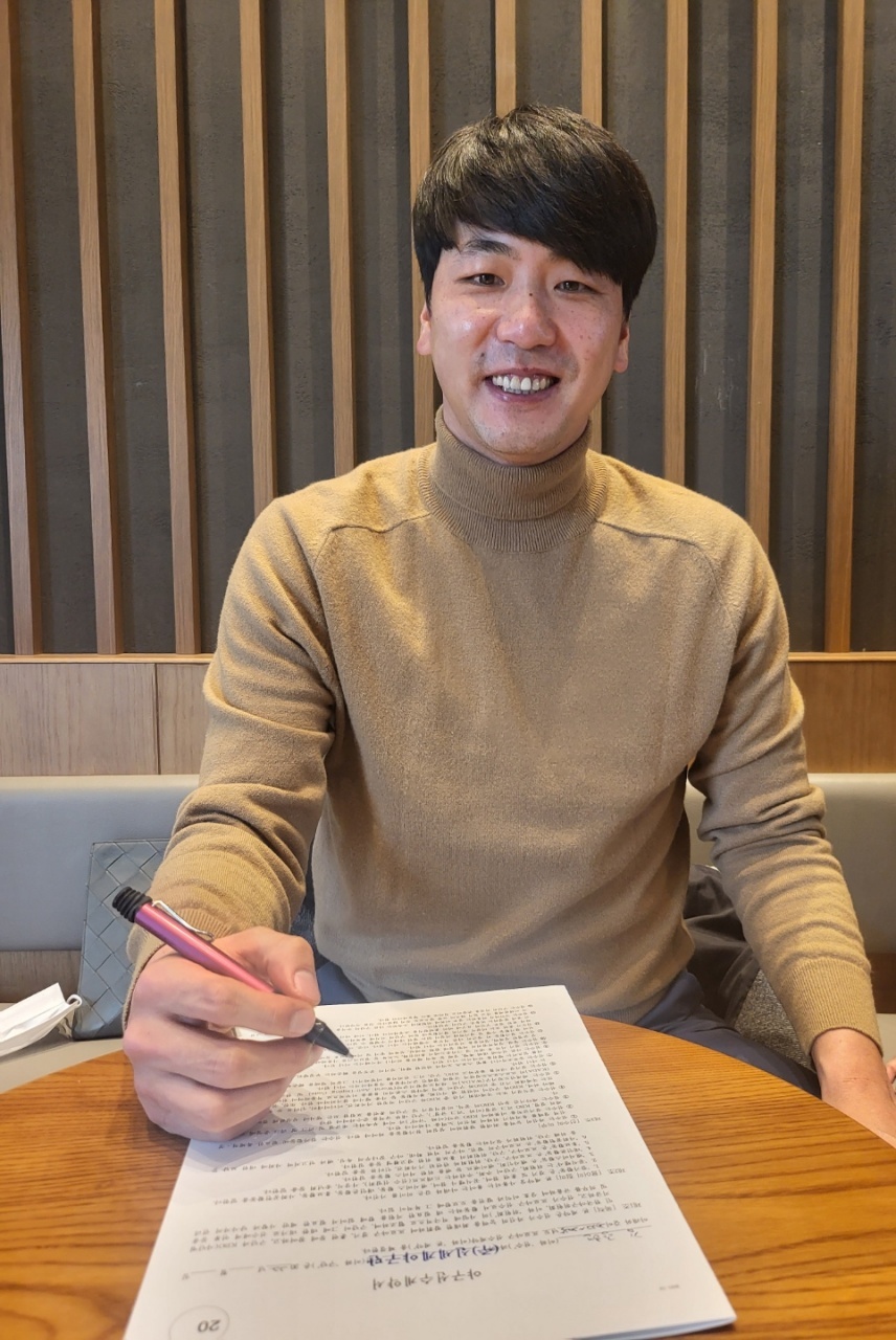 ▲ 김광현이 8일 SSG와 계약을 통해 KBO리그 복귀를 알렸다. ⓒSSG 랜더스