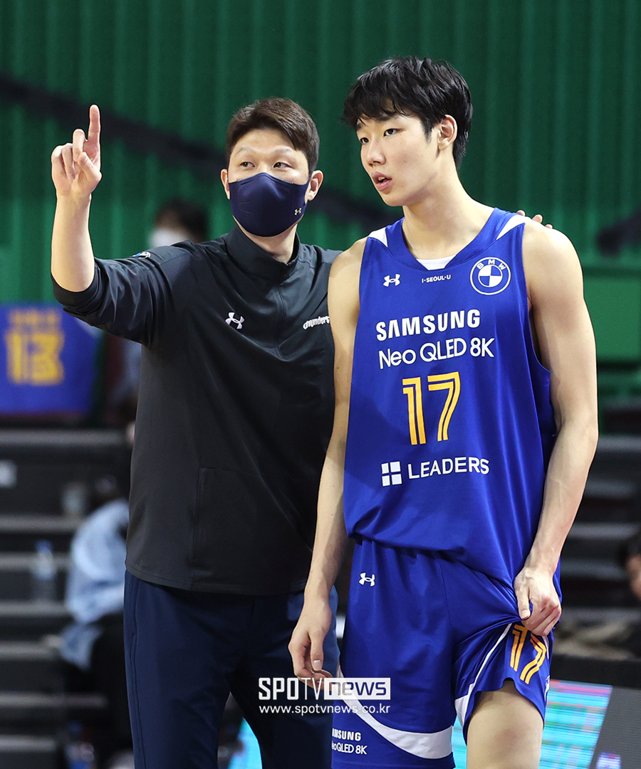 ▲ 이규섭 감독대행 이원석 ⓒ곽혜미 기자