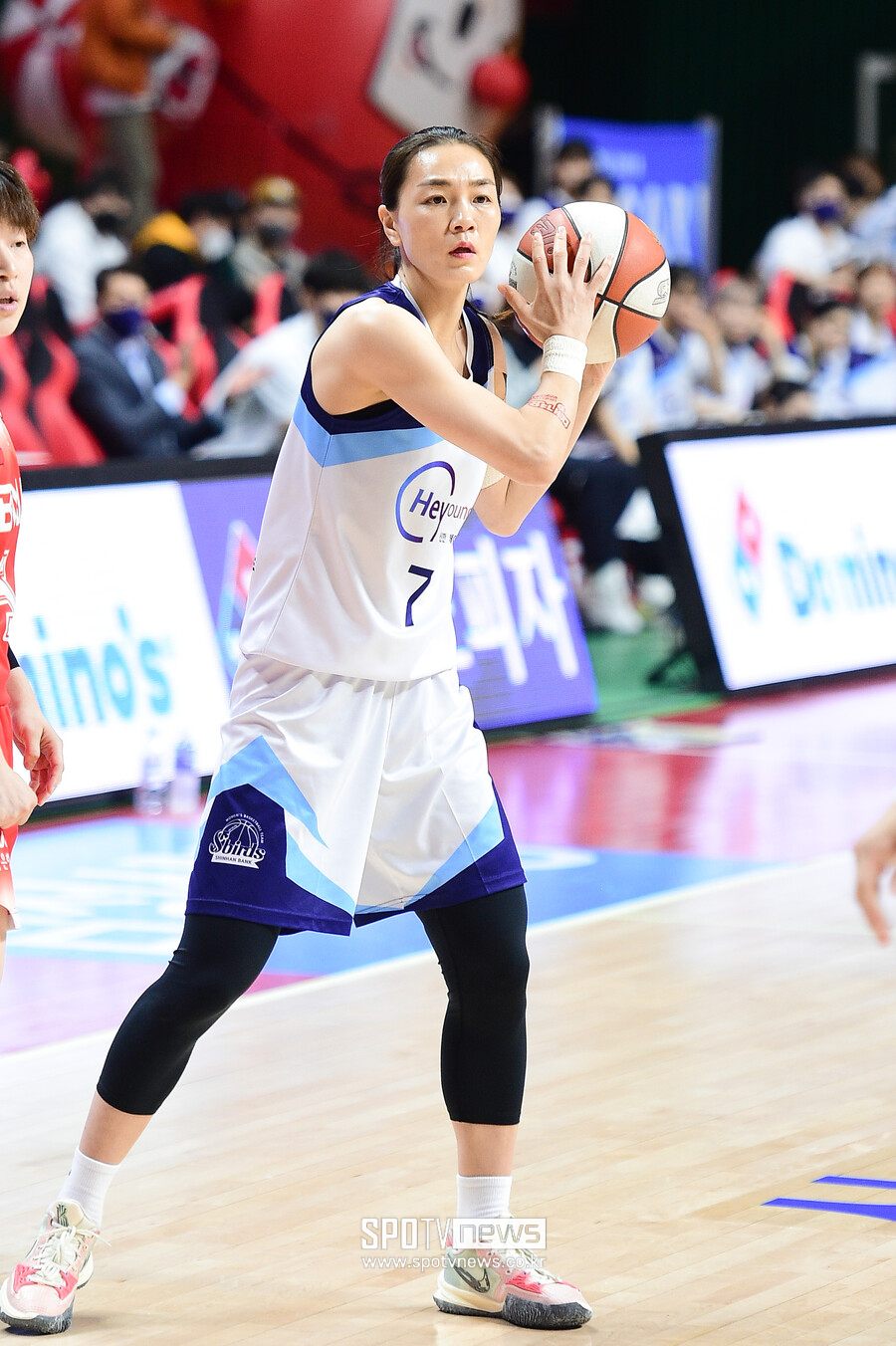 끝나지 않은 4위 경쟁, 한채진 5,000득점 달성 도전