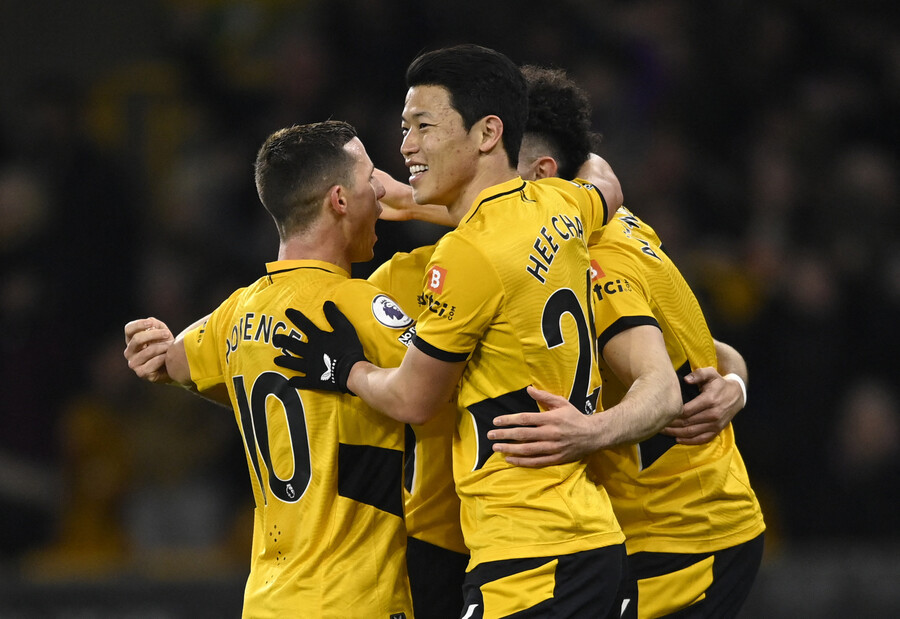 ▲ 울버햄튼 골 잔치! 기뻐하는 황희찬. ⓒ연합뉴스/Reuters