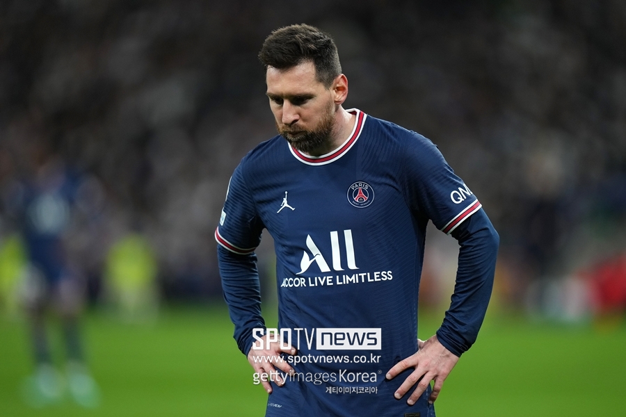 'UCL 탈락 책임져야' PSG 팬들, 메시에게 야유