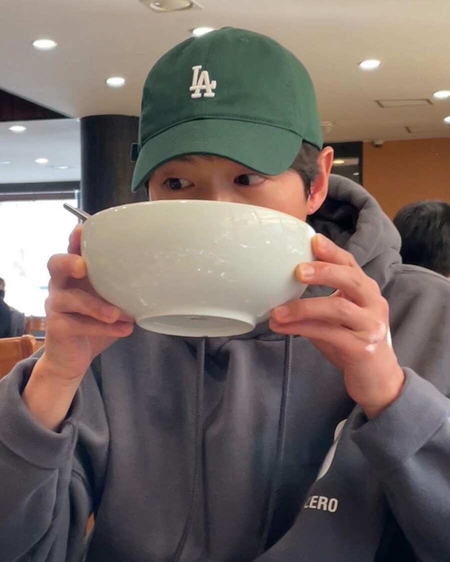 ▲ 출처| 송중기 인스타그램