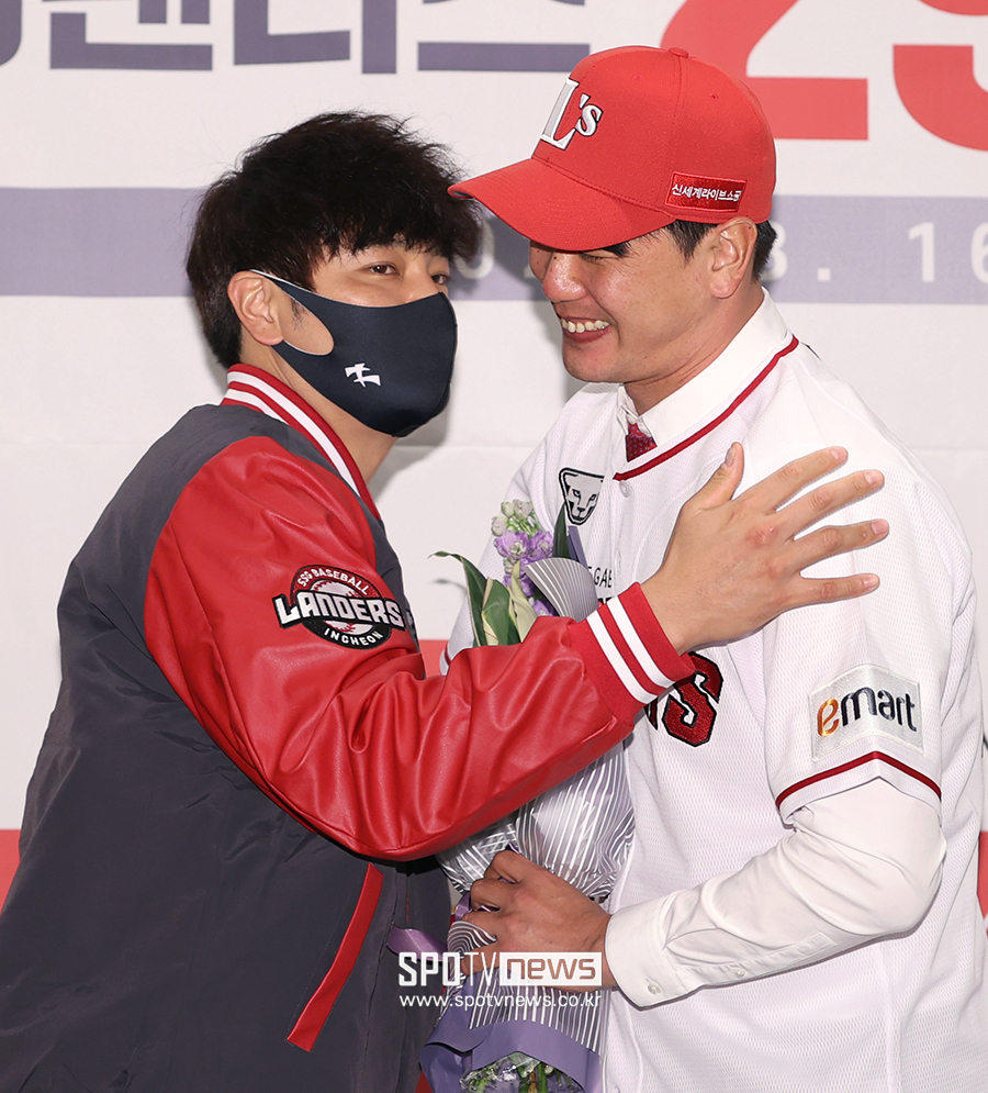 ▲ 추신수 김광현 ⓒ곽혜미 기자