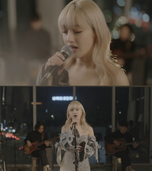 아도라, 글로벌 팬 사로잡는 감성 보이스…'어린 이름' 라이브 클립 공개
