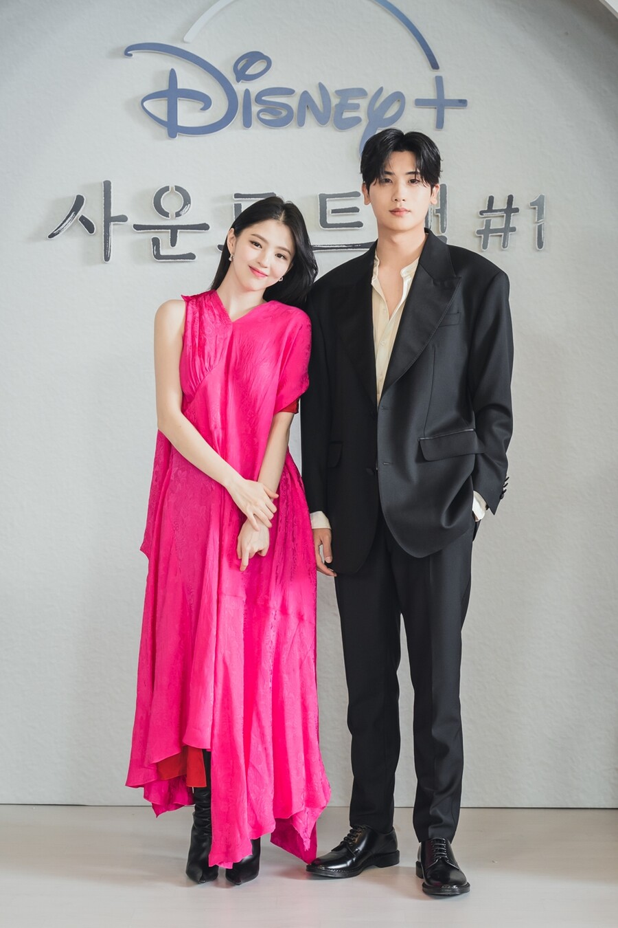▲ 한소희(왼쪽), 박형식. 제공ㅣ디즈니+