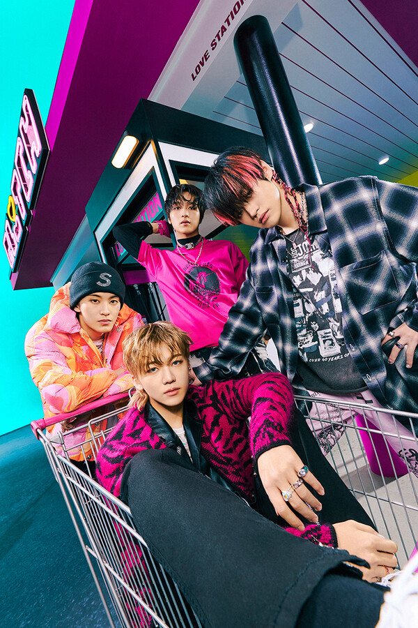 ▲ NCT 드림 '글리치 모드' 마크 해찬 재민 천러 이미지. 제공|SM엔터테인먼트