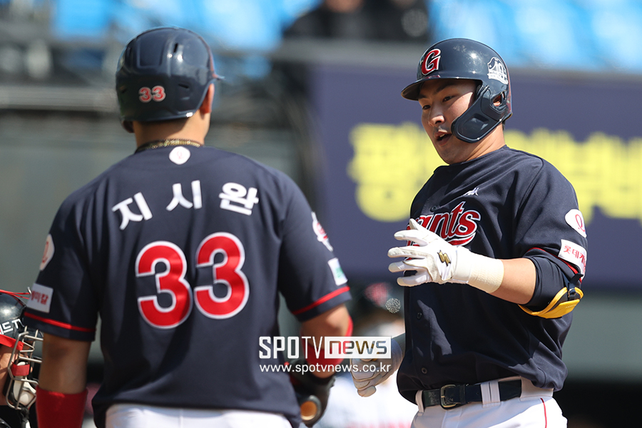 [잠실 게임노트] 롯데 무홈런 탈출, 김민수 결승포로 LG에 7-2 승리
