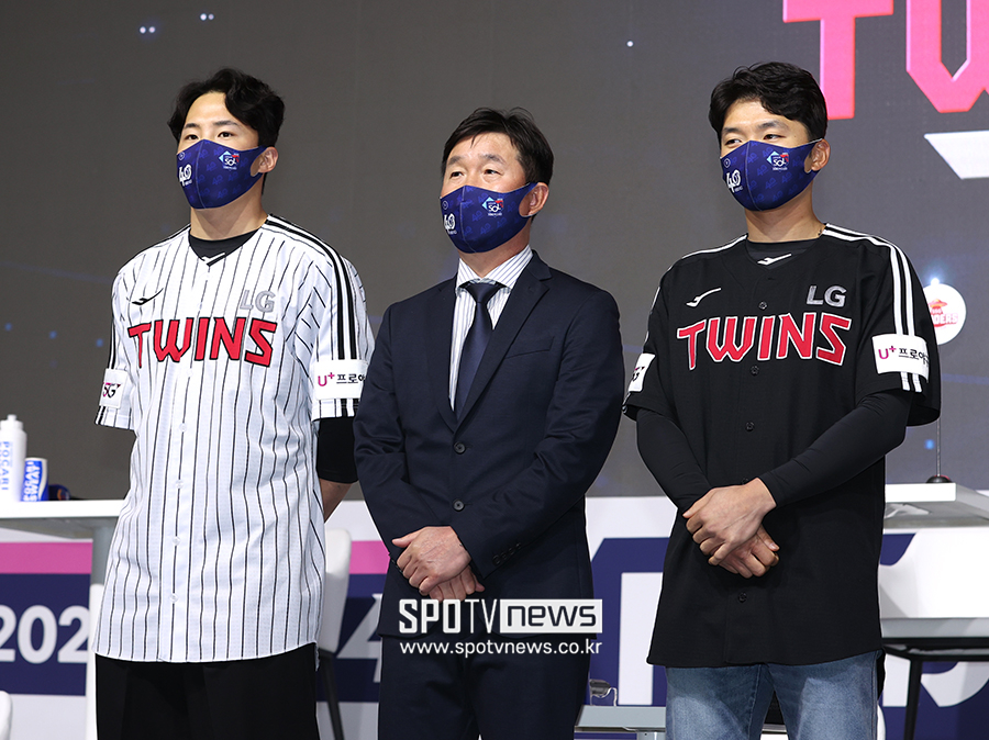 ▲ 임찬규 류지현 감독 박해민 ⓒ곽혜미 기자
