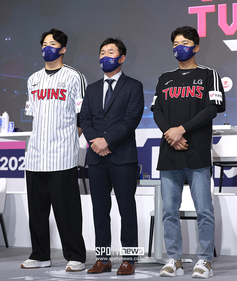 ▲ 임찬규 류지현 감독 박해민 ⓒ곽혜미 기자