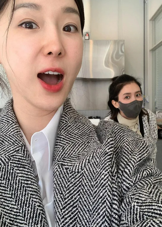 ▲ 이지혜(왼쪽)와 채정안. 출처| 이지혜 인스타그램