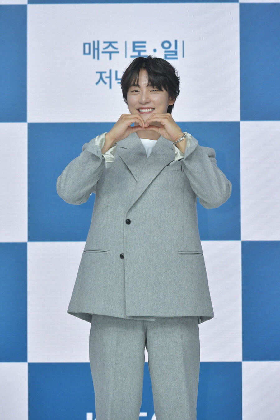 ▲ '현재는 아름다워' 윤시윤. 제공| KBS