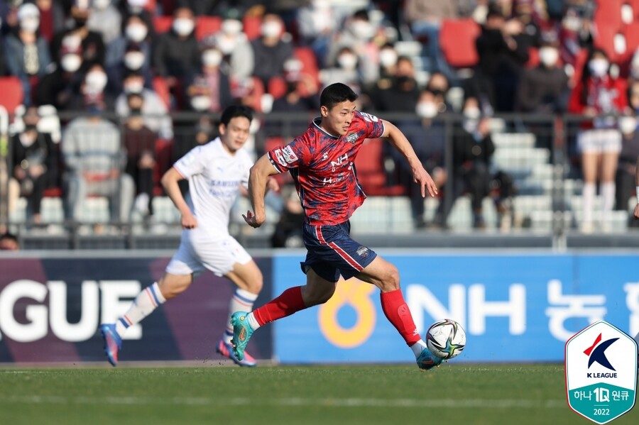 ▲  수원 삼성전에서 두 경기 연속골을 넣으며 1-1 무승부를 이끈 조규성 ⓒ한국프로축구연맹