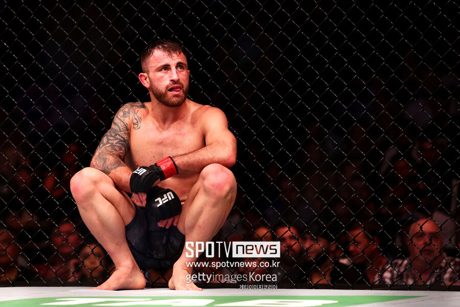 [UFC 273] 볼카노프스키 "천재 아닙니다…노력파예요"