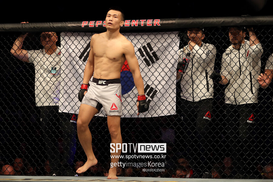 [UFC 273] 정찬성 "메인이벤트만 8번…챔피언 압도해"