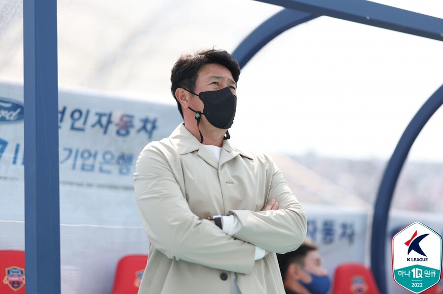 ▲ 김도균 수원FC 감독. ⓒ한국프로축구연맹