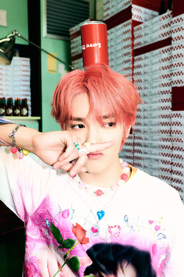▲ 원슈타인과 협업한 NCT 태용. 제공|SM엔터테인먼트