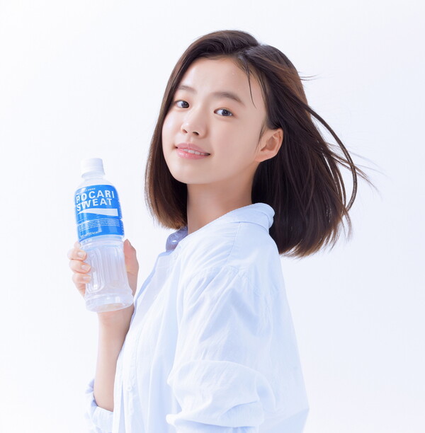 김시아, 포카리스웨트 모델 발탁…손예진·한지민 계보 잇는다