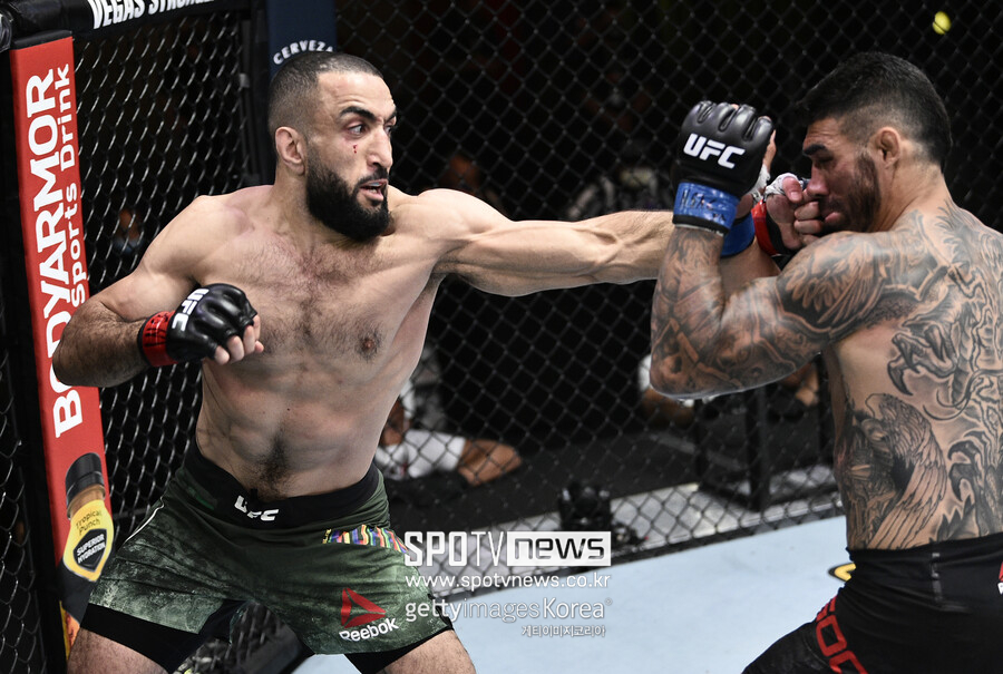 [UFC] 무하마드 루케에게 3-0 판정승…6년 전 완패 설욕