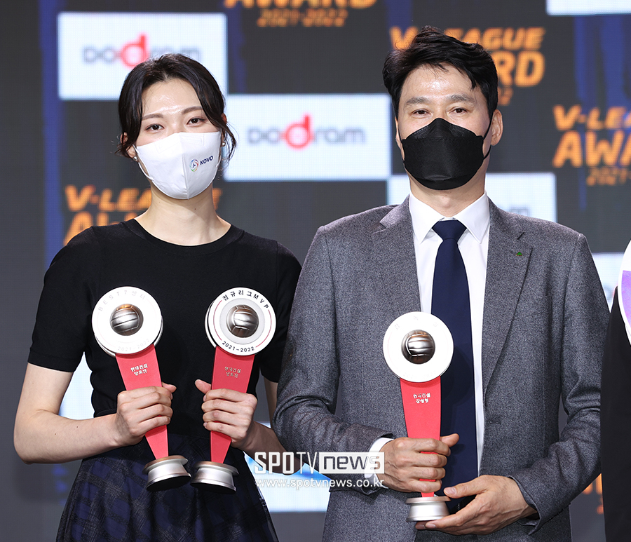 ▲ 양효진 강성형 감독 ⓒ곽혜미 기자