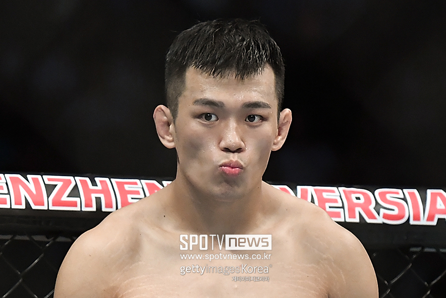 정다운, 아시아 최초 UFC L헤비급 랭킹 도전…15위 랭커와 대결
