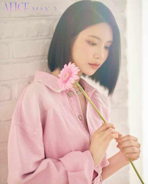 ▲ 앨리스 도아 콘셉트 포토. 제공|아이오케이컴퍼니