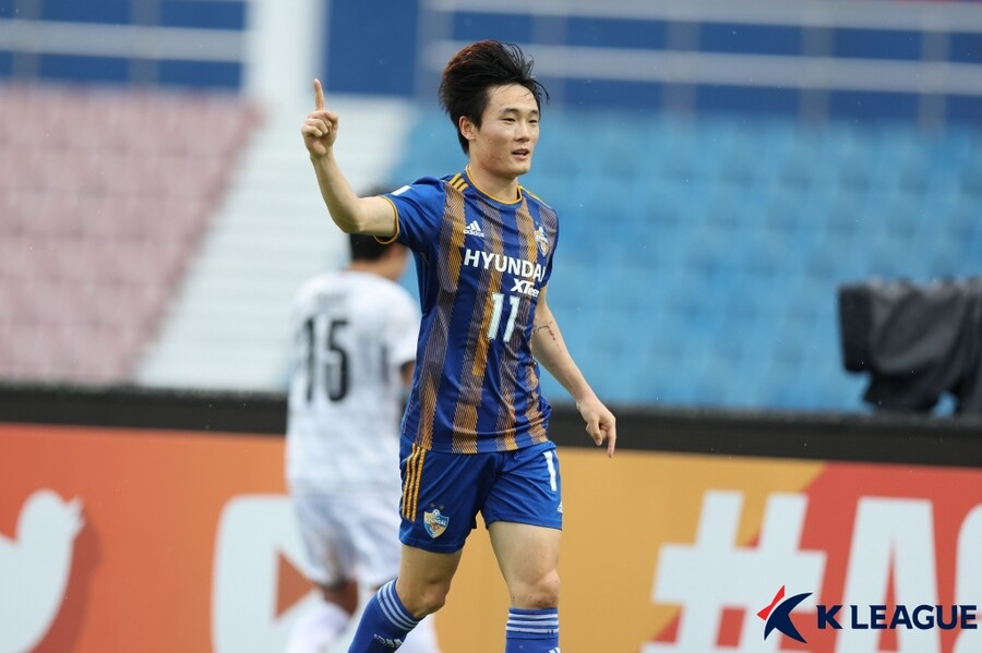 [ACL REVIEW] ‘한일전 자존심 지켰다!’ 울산, 가와사키전 3-2 승…레오나르도 1골 2도움