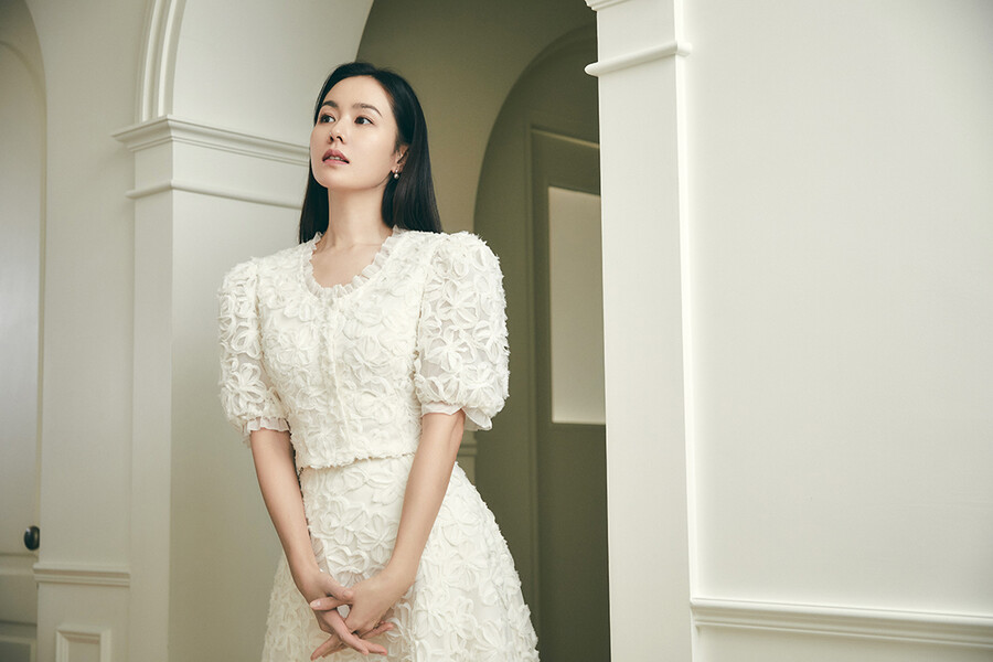 ▲ 손예진. 제공| 비에이유 바이 브라이드앤유