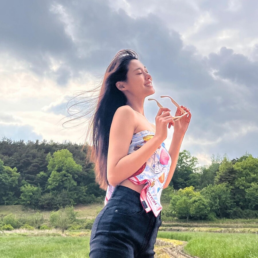 ▲ 출처|설현 인스타그램