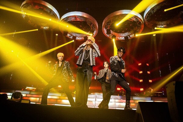 위너, 폭풍처럼 몰아친 180분 콘서트..글로벌팬 '열광'