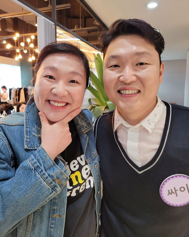 싸이, 수지와 이란성 쌍둥이었나…팔자주름까지 쏙 빼닮았네