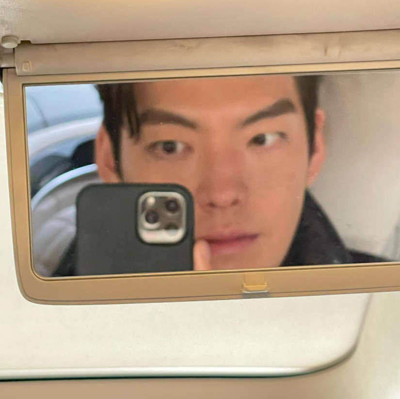 김우빈도 이런 셀카를 다 찍네…숨겨둔 장꾸미 폭발