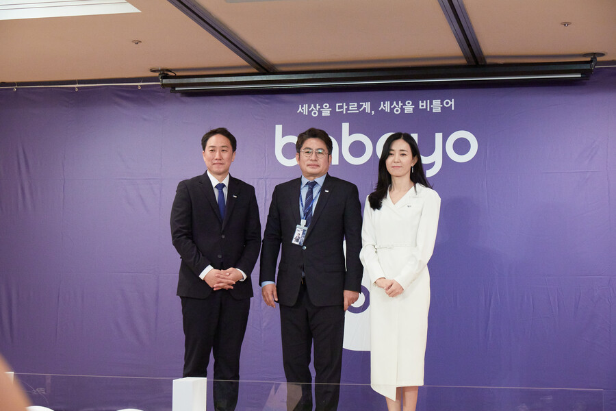 ▲ 정세영 상무, 박종진 총괄사장, 정혜전 상무(왼쪽부터). 제공| IHQ