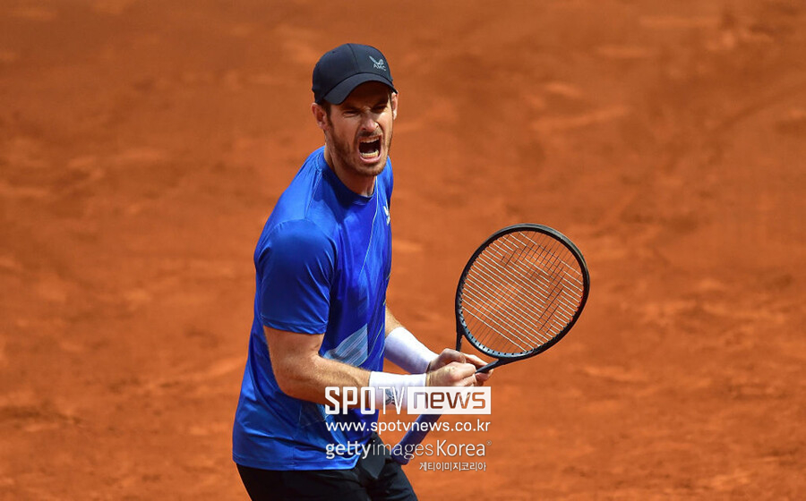 ▲ 2022 ATP 투어 마드리드 오픈 2회전에서 득점을 올린 뒤 환호하는 앤디 머리