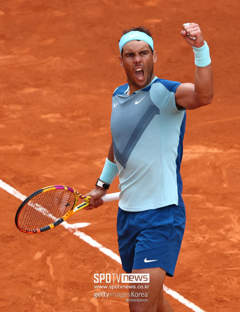 ▲ 2022 ATP 투어 마드리드 오픈 16강전에서 환호하는 라파엘 나달